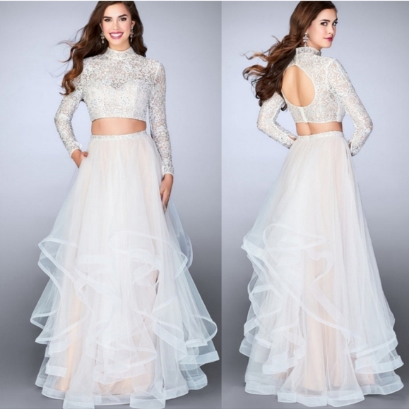 Prom Dress - Picture 1 of 4